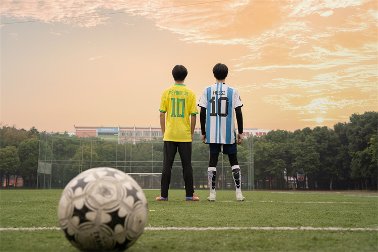 足球社明星球員的炫技時刻