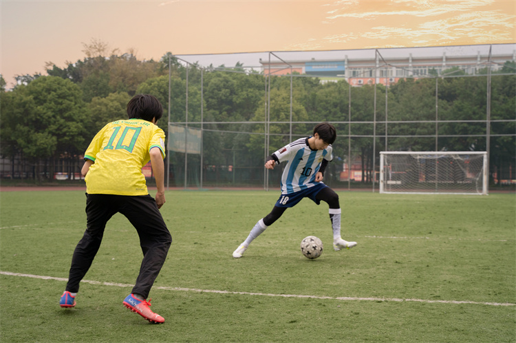 足球社明星球員的炫技時刻