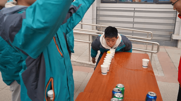 歡聲笑語鬧元宵，匠心獨運慶團圓 