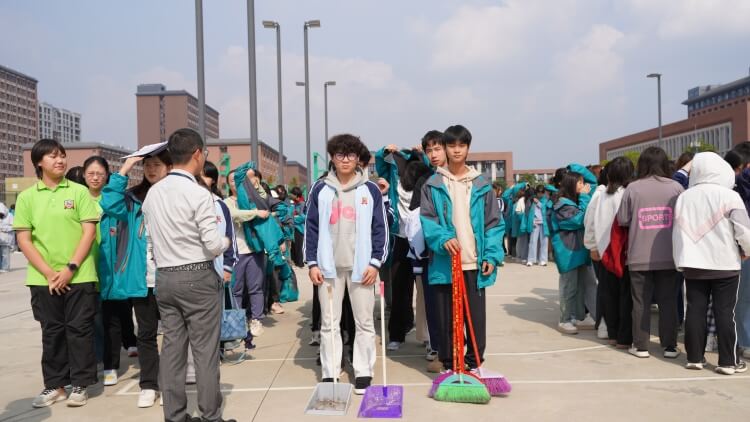 班級公區責任牌頒發儀式